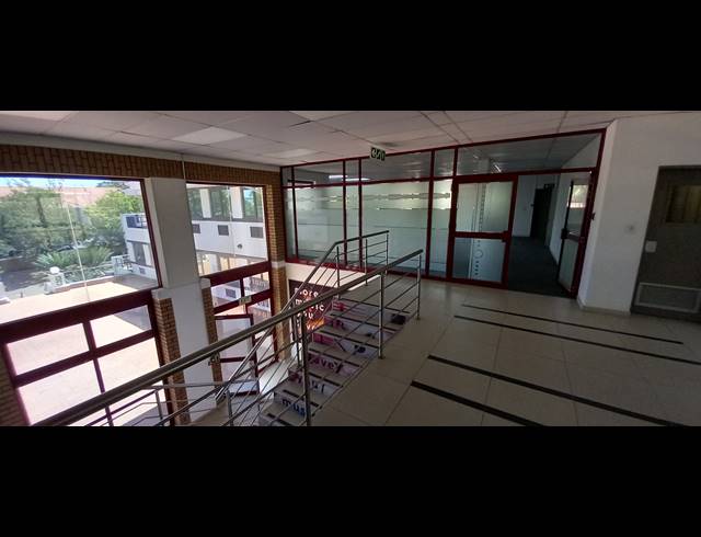 563M² OFFICE TO LET IN EDENBURG